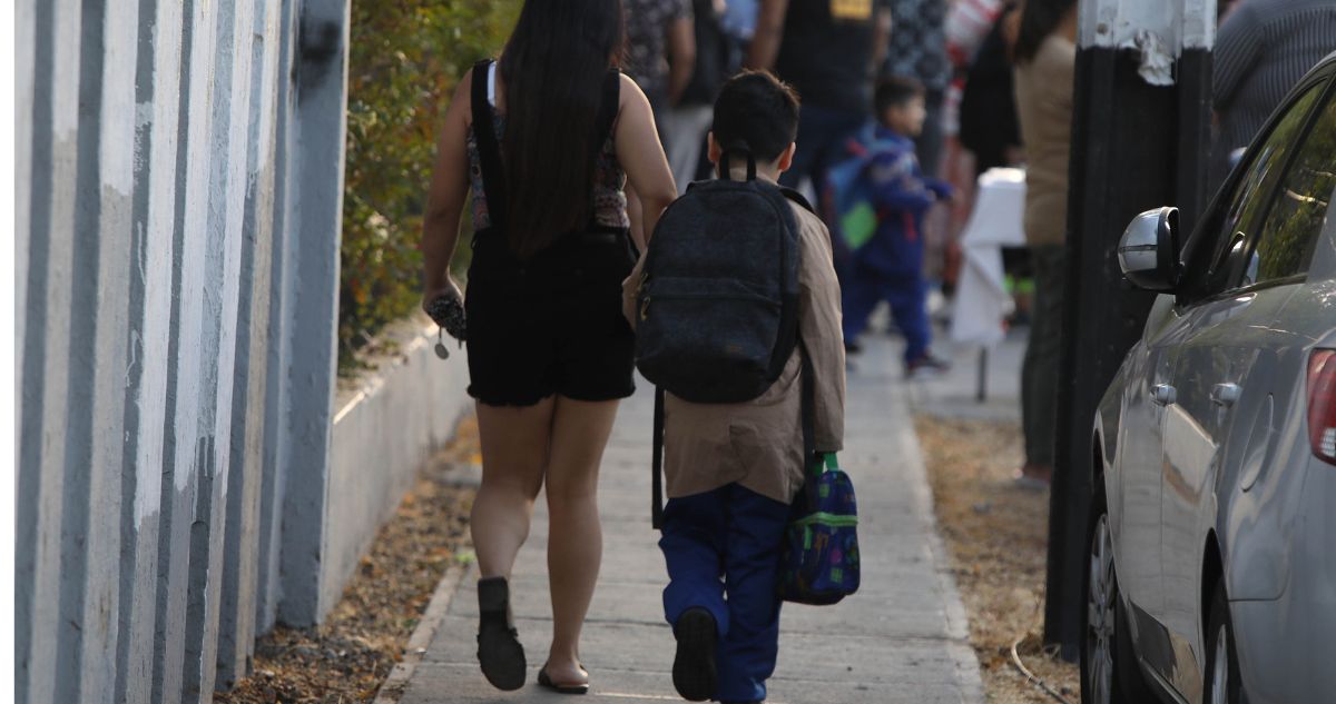 Cómo funciona la banda horaria que tienen madres y padres para llegar más tarde al trabajo