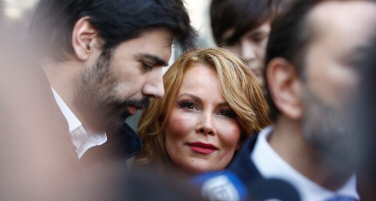 Cathy Barriga habría usado dineros públicos de Maipú para defensa legal del diputado Lavín