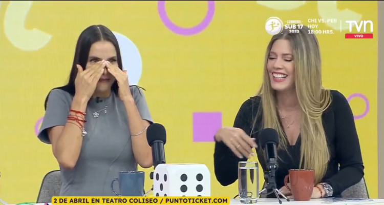 Natalia Ramírez y Lorna Cepeda, actrices de Betty la Fea en referencia a ataque de risa en ‘El medio día’