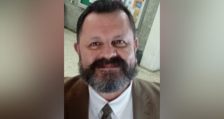 Buscan a exdocente extraviado en Valdivia