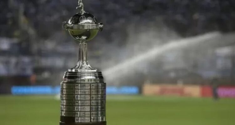 Cuál es el calendario fecha y fixture de partidos de Copa Libertadores Conmebol 2025 y cuáles son los rivales y con quién juega U de Chile y Colo Colo.