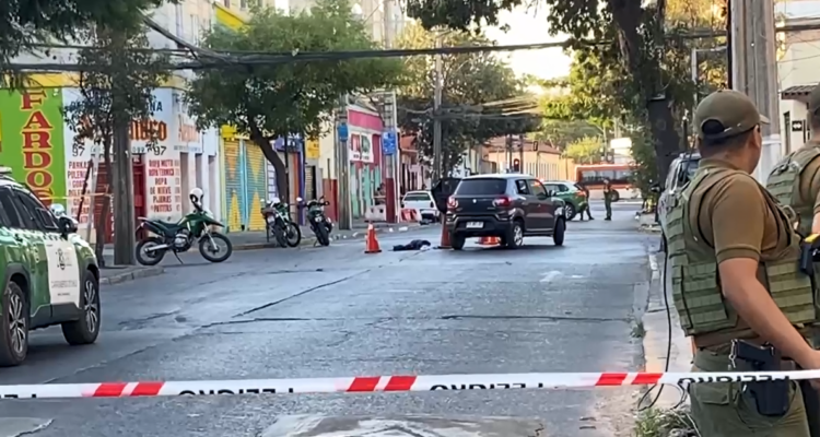 Carabineros disparan a sujeto que atropelló a funcionarios para evadir fiscalización en la RM