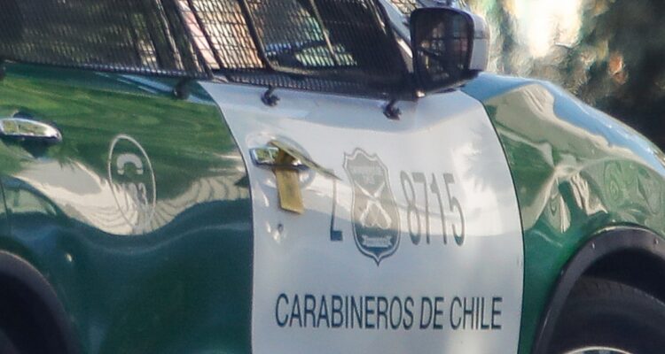 Carabineros frustran robo a pareja en supermercado de Concepción