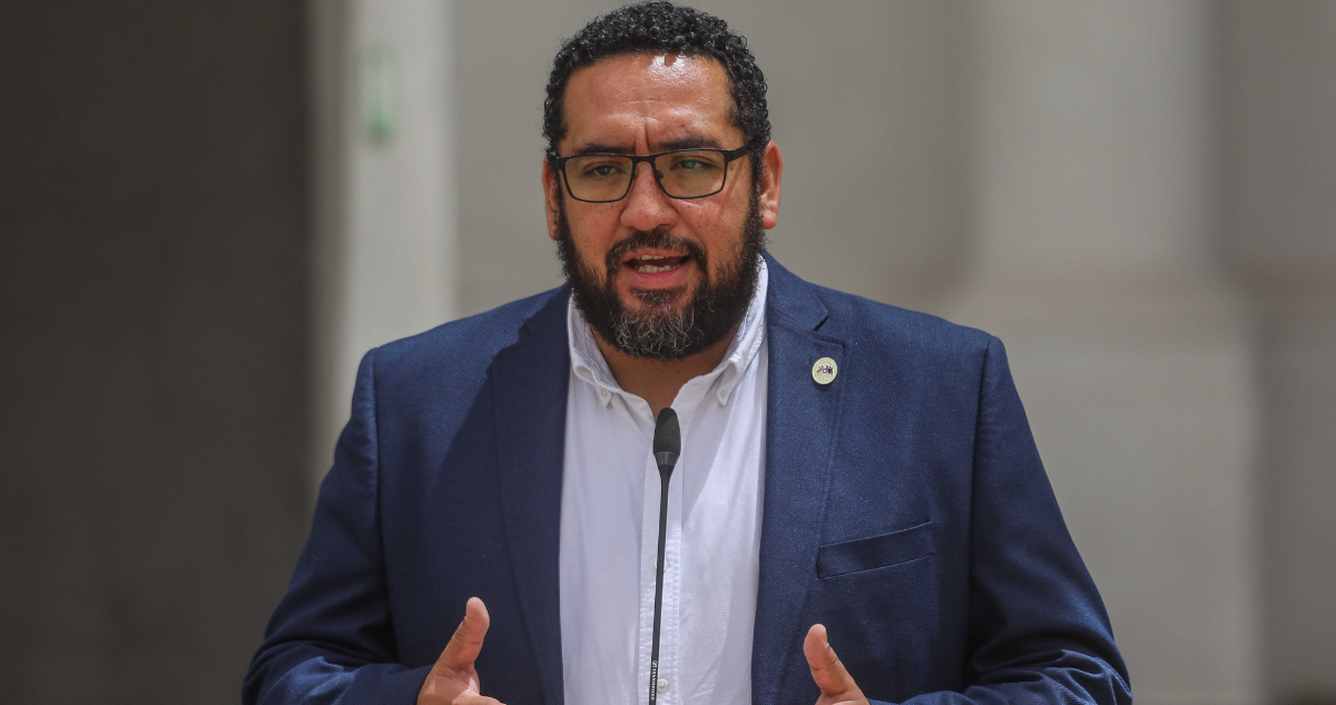cataldo educación pública CAE