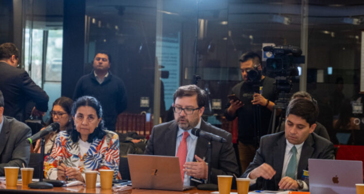 CFA remarca que existe estrés fiscal y necesidad de alcanzar sostenibilidad de las finanzas públicas