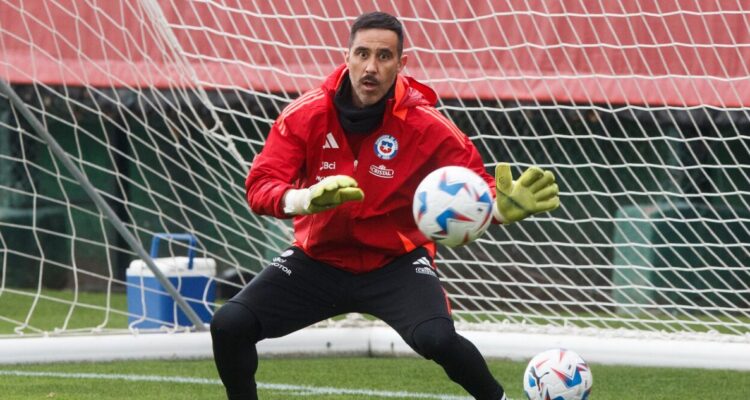 Claudio Bravo y su confianza en La Roja para duelos claves: 