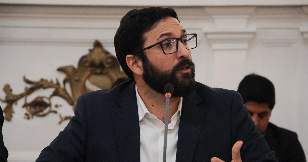 Mellado anuncia que buscarán sanción a Crispi por eludir preguntas en CEI del caso Monsalve