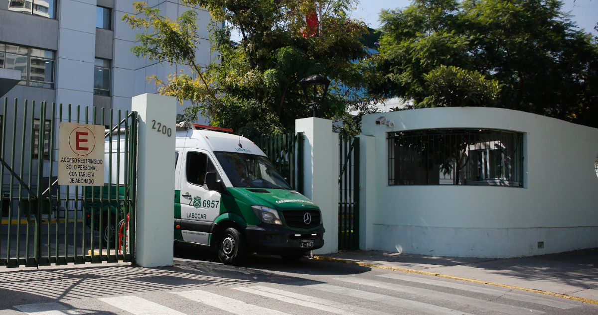 Confuso incidente: carabinero baleó a uniformado dentro de una comisaría en la comuna de Huechuraba
