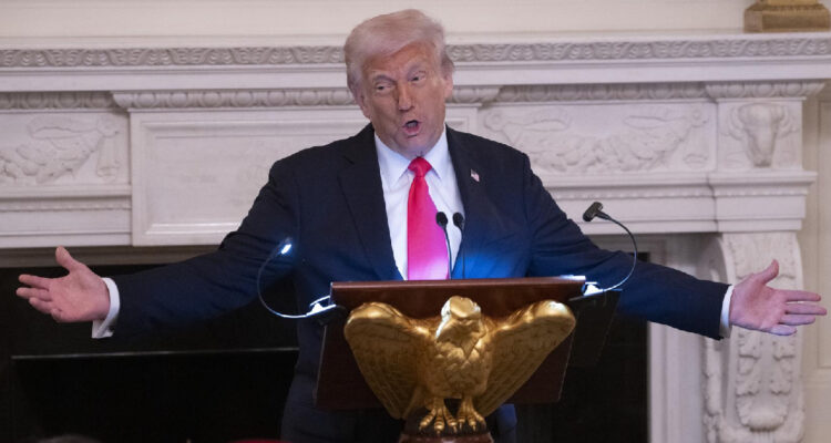 Trump podría anunciar aranceles más agresivos en el “Día de la Liberación”, afirman medios de EEUU