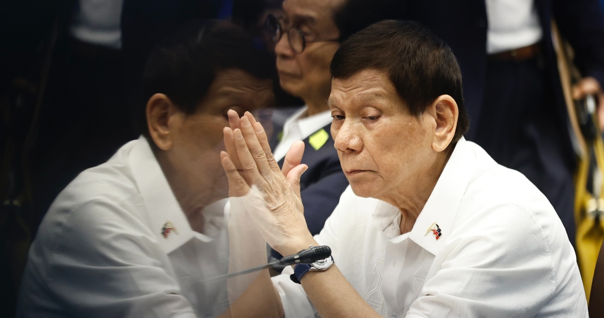 Detienen al expresidente Duterte por crímenes contra la humanidad tras campaña antidrogas en Filipinas