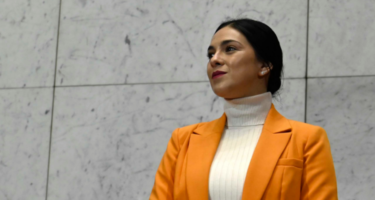 Embajada de China en Chile descarta que “amigo” de Cariola opere al alero del Gobierno chino