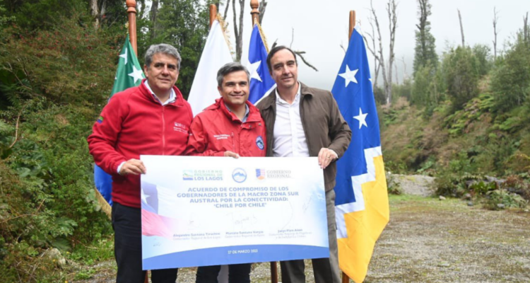 Gobernadores de Los Lagos, Aysén y Magallanes tras asumir compromiso “Chile por Chile”