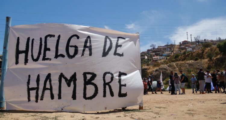 Damnificados por megaincendio inician huelga de hambre en Viña del Mar: amenazan con coserse la boca