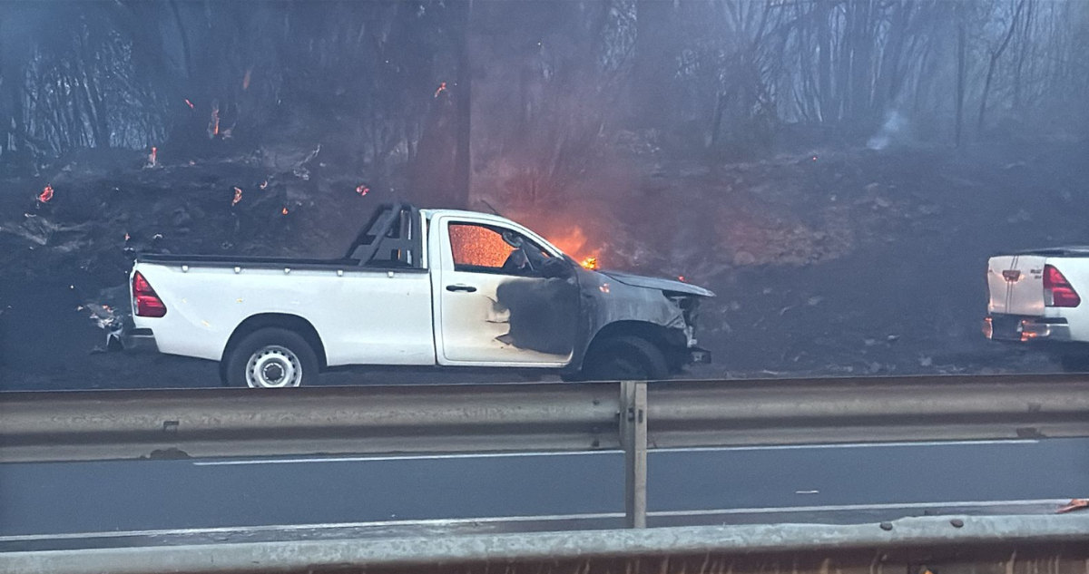 Victoria’s Forest Fire Halts Route 5 Traffic, Leaves Vehicles Charred | National Update