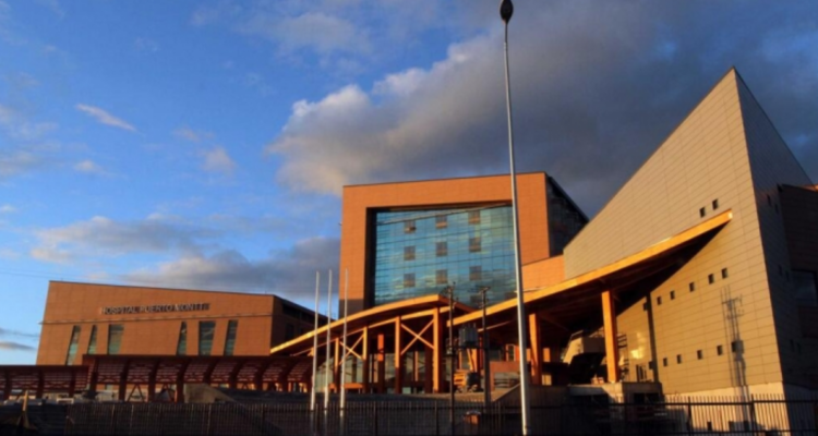 Puerto Montt: Hospital deberá aumentar medidas de seguridad tras ataques de pacientes a funcionarios