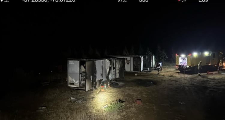 “No tenemos presos políticos”: Autoridades reaccionan a nuevo atentado incendiario en Arauco