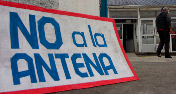 Puerto Montt: vecinos interponen recurso de protección para evitar construcción de antena telefónica