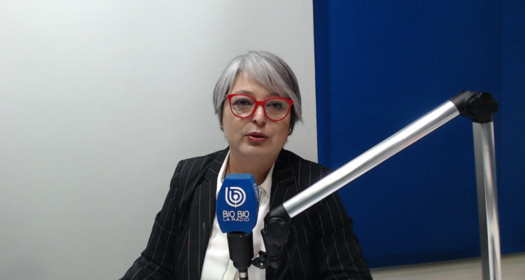 Jara responde crítica de Matthei tras despliegue por pensiones: “Está preocupada la candidata”