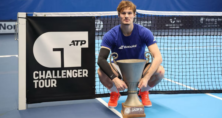 Joven tenista francés denuncia amenaza de muerte de un apostador.