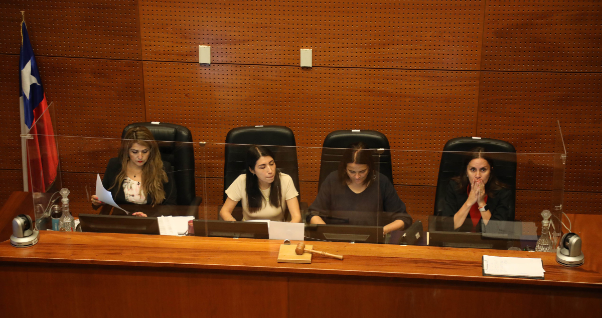 Juezas que componen el tribunal en el juicio del caso SQM