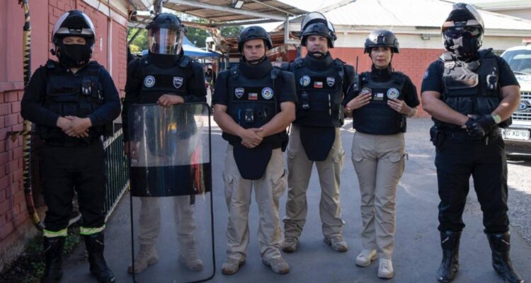 “Son la primera línea”: alcalde de La Florida anuncia medidas de seguridad para guardias municipales