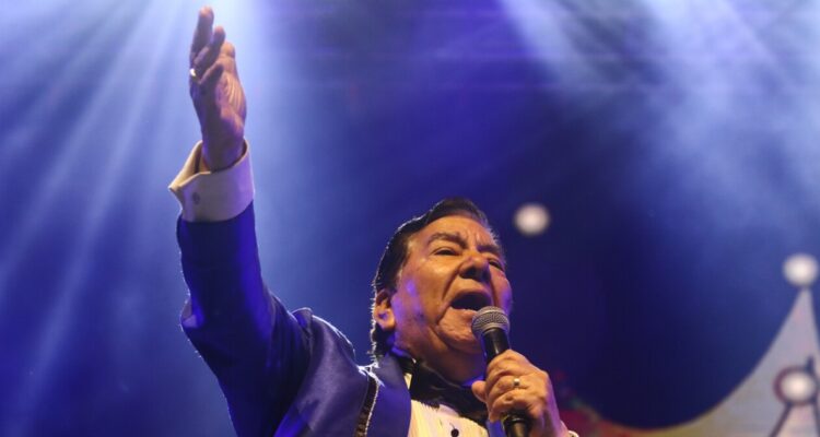 La música chilena llora a Tommy Rey: “Los chilenos perdemos a una voz emblemática”