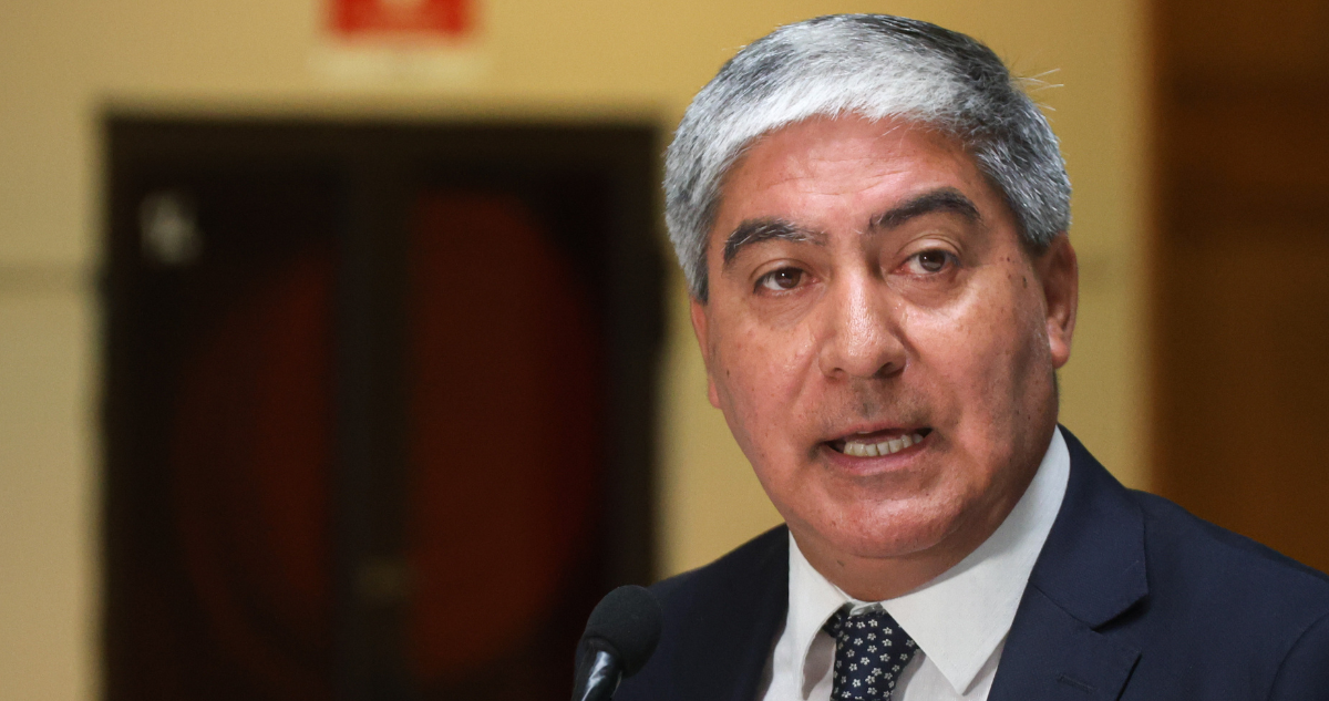 Leal (UDI) pide reducir la edad de responsabilidad penal a 13 años tras asesinato a ciudadano francés