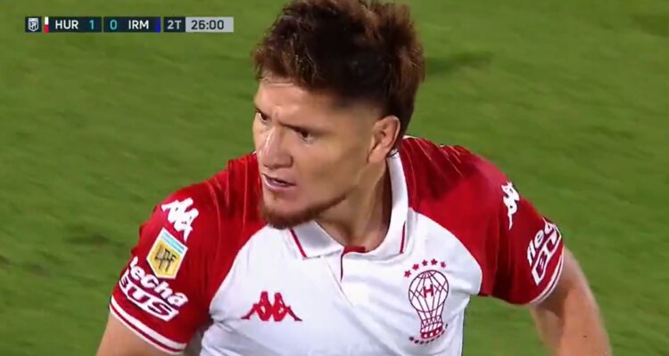 Leonardo Gil hizo provocador gesto en Argentina.