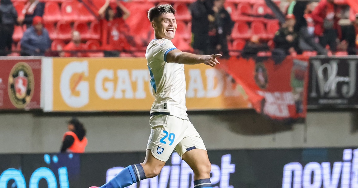 Huachipato le ganó a Limache por la Liga de Primera.