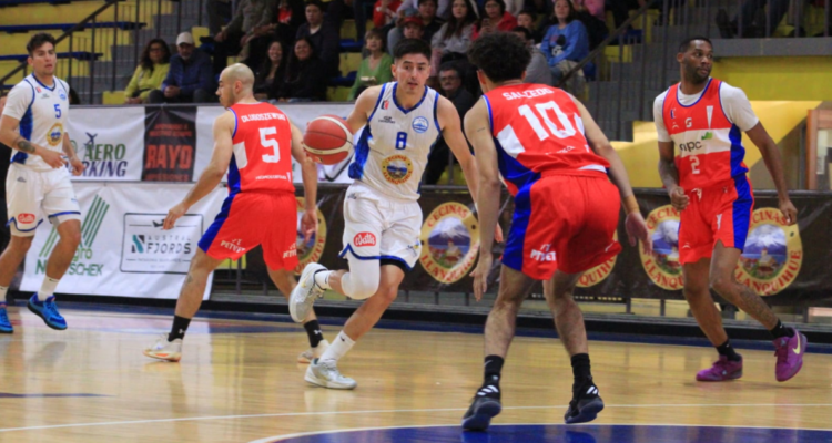 Puerto Varas suma tres triunfos de local y se arrima a puestos de avanzada Liga UNO de básquetbol