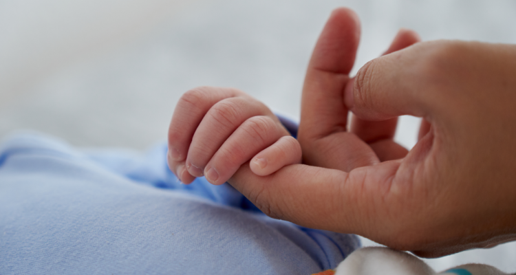 Madre y su pareja quedan en prisión preventiva por dejar en riesgo vital a bebé de un año en Buin