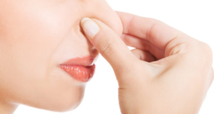 Vecinos de condominio en Osorno denuncian insoportables olores: incluso se confunden con fugas de gas