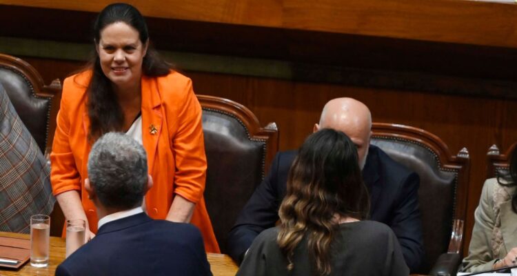 No se invocó cuestión previa: Cámara inicia discusión de fondo de AC contra exministra Maya Fernández