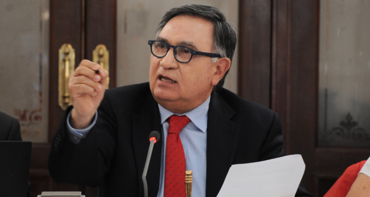 Mellado (RN) arremete contra Crispi: “Es una de las piezas claves ne la protección de Monsalve”