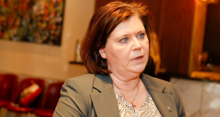 Ministra Ásthildur Lóa Þórsdóttir