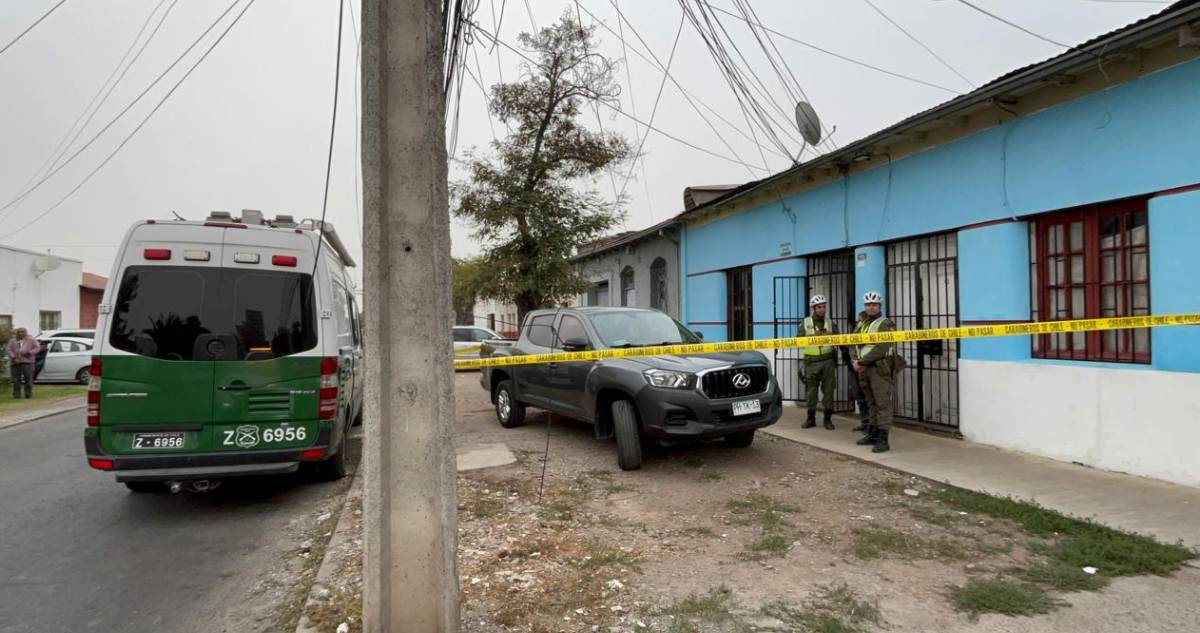 Mujer asesina a puñaladas a su pareja tras discusión en Quinta Normal: habría sufrido VIF