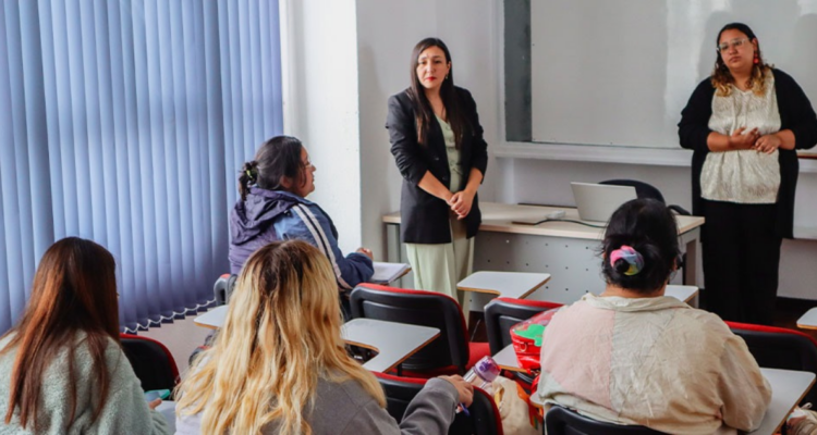 mujeres en la academia y la ciencia, mejoran espacios pero faltan pendientes