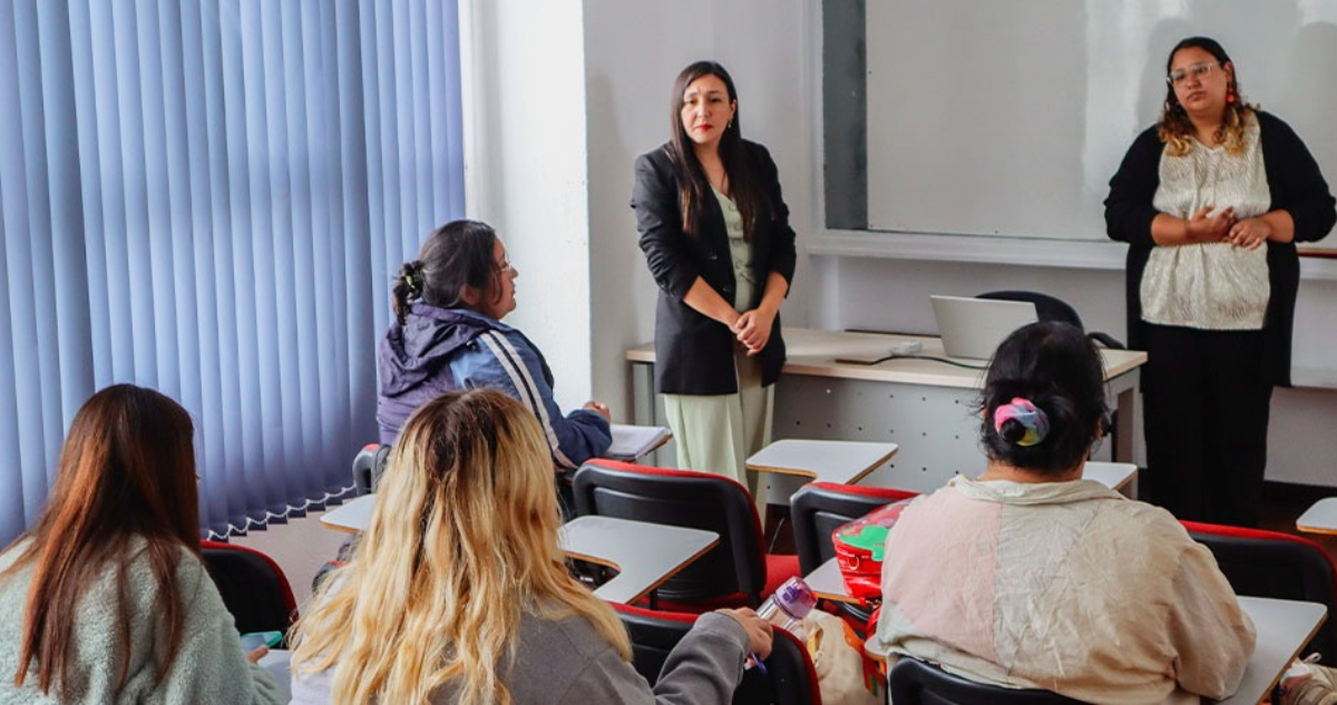 mujeres en la academia y la ciencia, mejoran espacios pero faltan pendientes