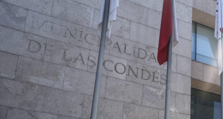 Lo que dejó Lavín: Las Condes deberá pagar casi $10 mil millones a inmobiliaria tras fallo del TC