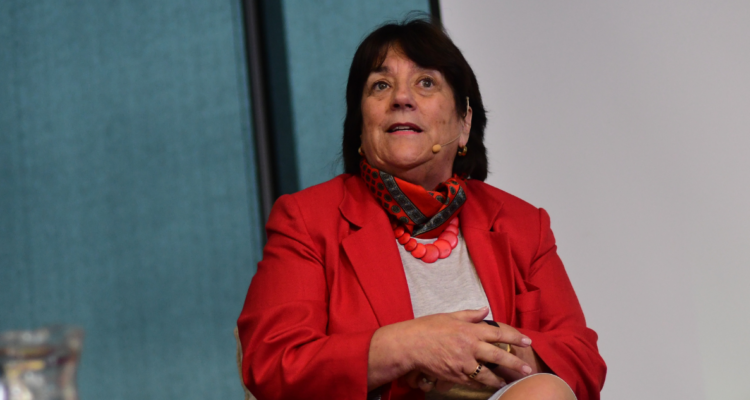 Nombran a Adriana Delpiano como nueva ministra de Defensa Nacional tras salida de Maya Fernández