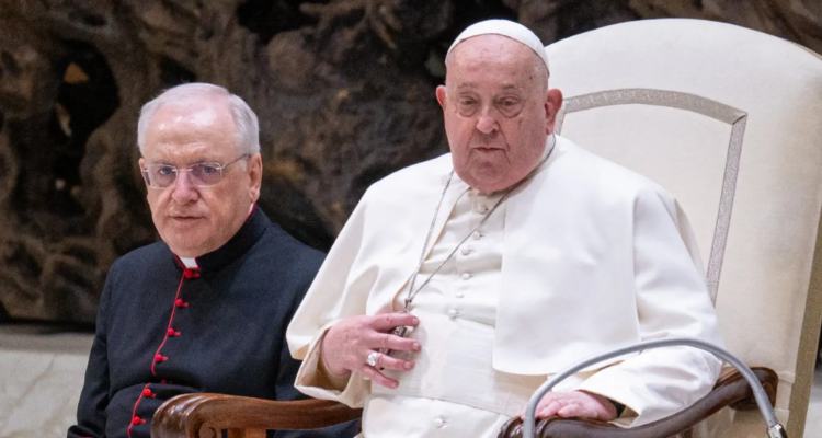 Papa Francisco, desde el hospital, expresa su 