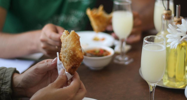 “Viajar y comer por Chile”: los menús imperdibles a lo largo del país, según nueva guía gastronómica