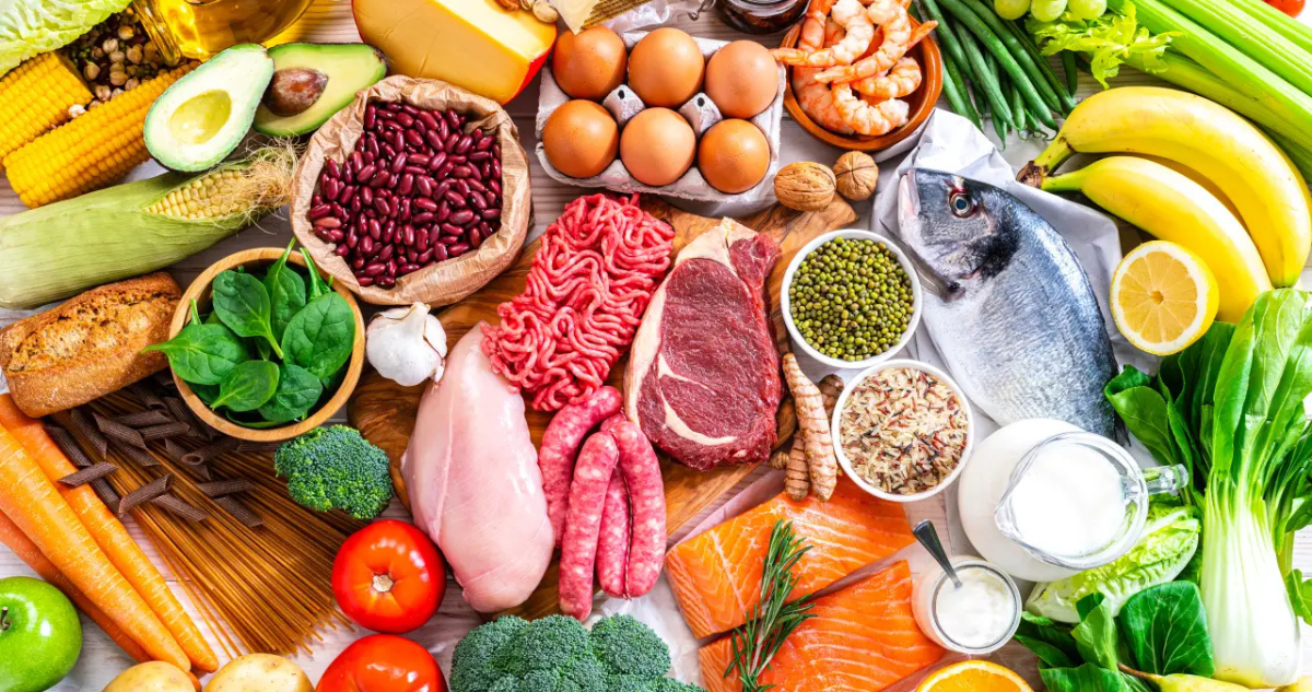 Alimentos que podrían ayudarte a regular los síntomas físicos y psicológicos de la menopausia