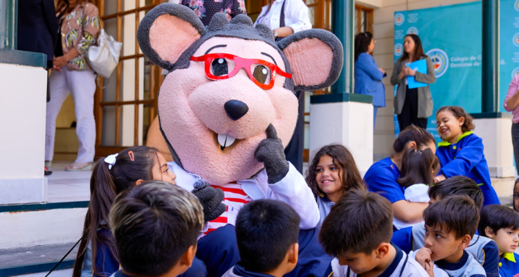 raton-minipep-pepsodent-dientes