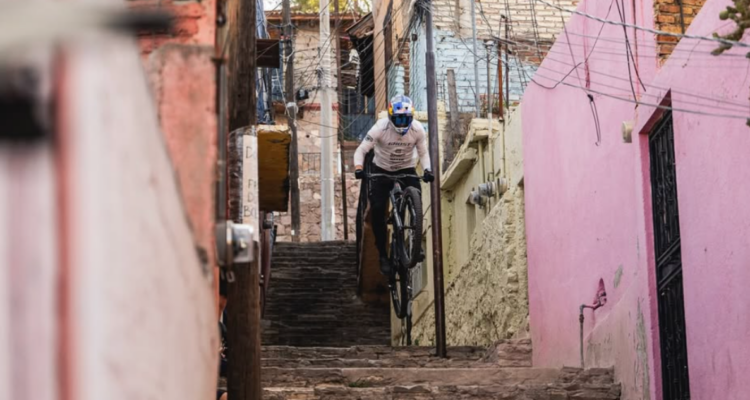 Red Bull Guanajuato Cerro Abajo está por arrancar con los chilenos siendo figuras.