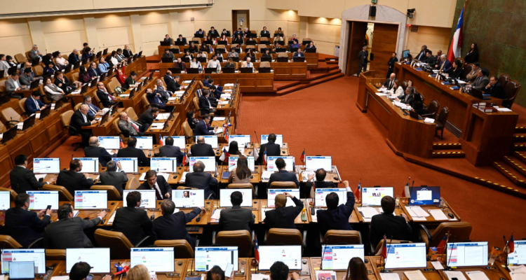 Comisión del Senado rechaza eliminación del umbral del 5% para obtener escaños en la Cámara