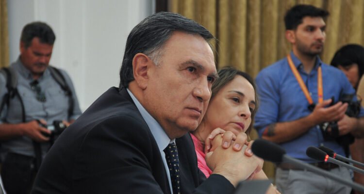 “Relato mecánico” y “liviano”: Oposición fustiga respuesta de Boric a cuestionario por Caso Monsalve