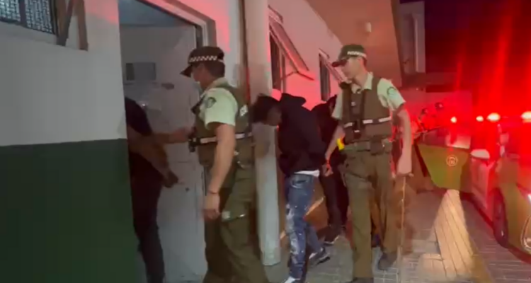 Cinco detenidos por robo de carga de camiones en una empresa en San Bernardo