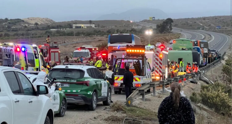 Conductor de uno de los buses accidentados en la Ruta 5 Norte: último bus venía a exceso de velocidad