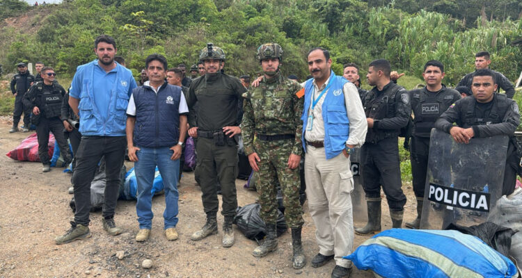 Gobierno confirma la liberación de los 29 uniformados secuestrados en Colombia